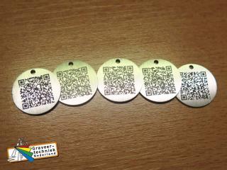 Ronde RVS labels met QR code